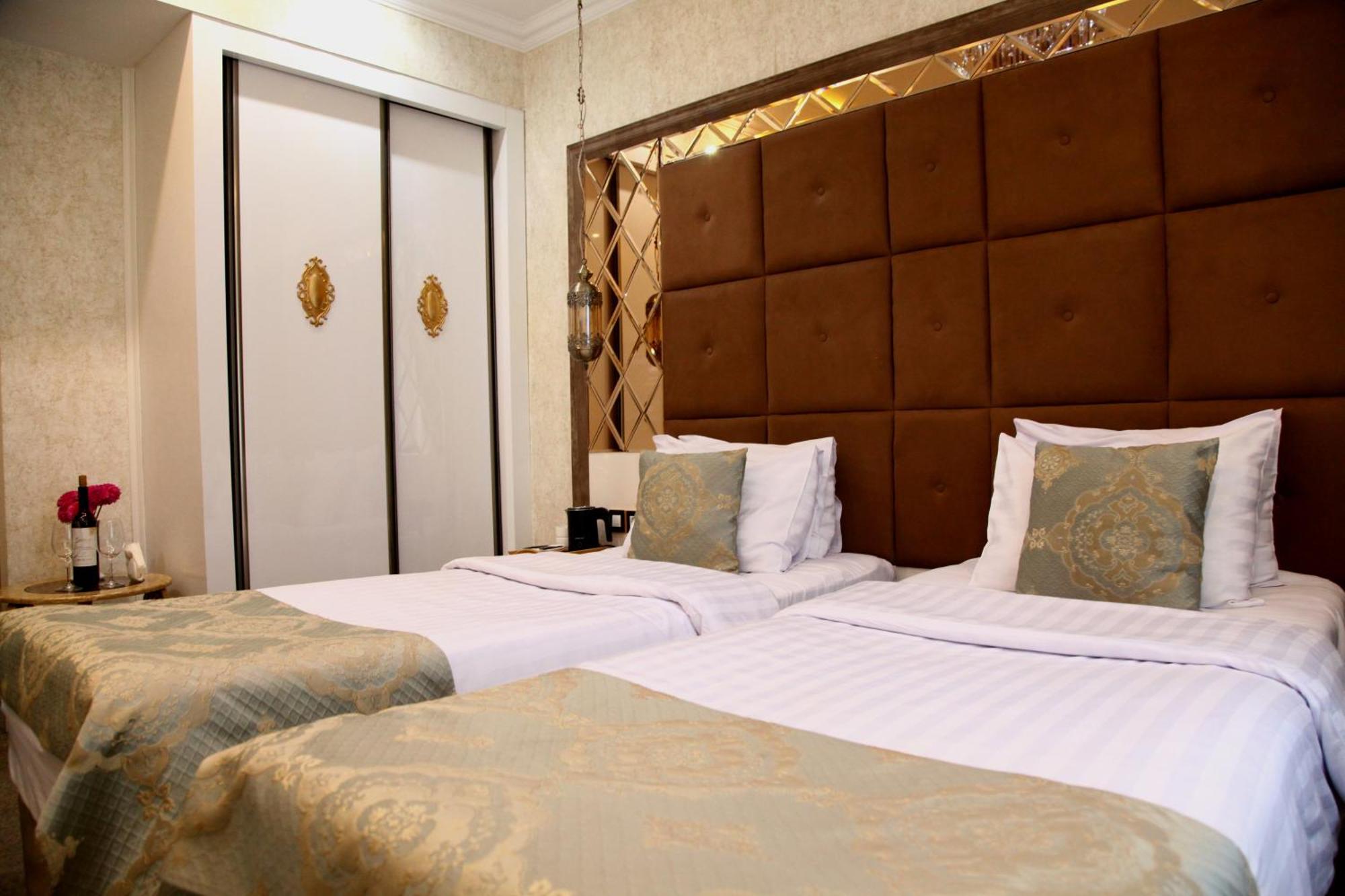 Aqua Hotel Тбилиси Экстерьер фото